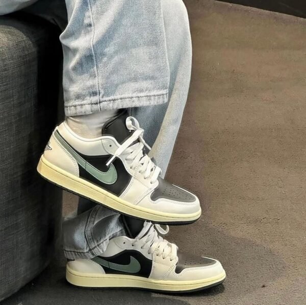 First Copy Shoes Air Jordan Retro 1 Jade-Smoke-5