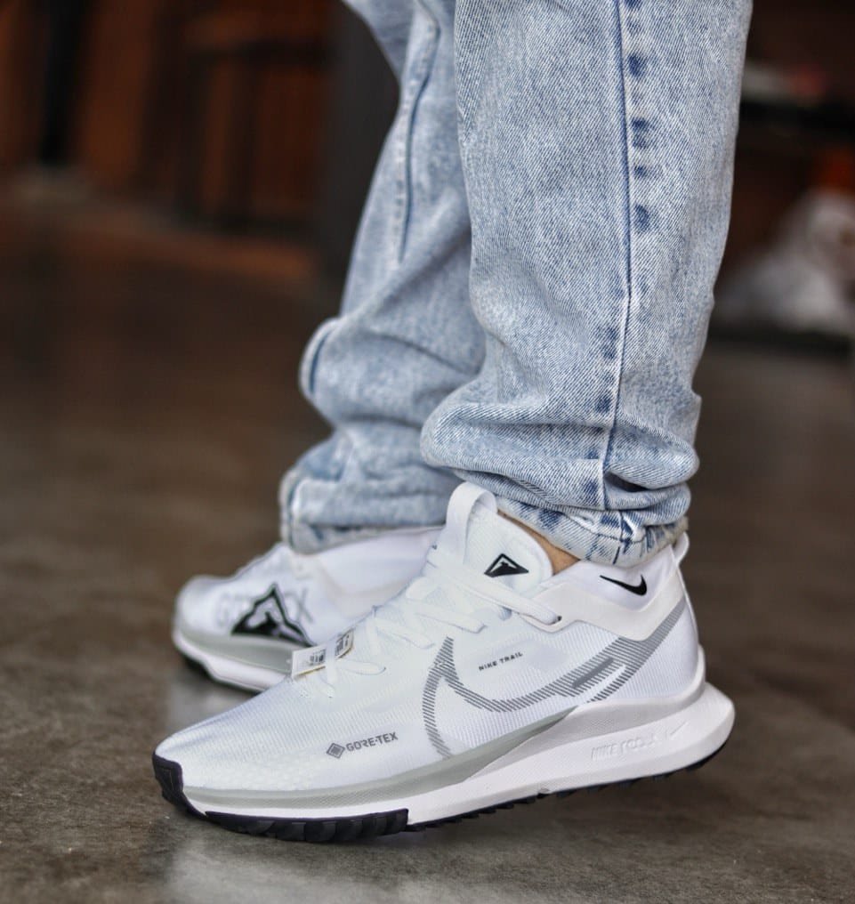 First Copy Shoes React Pegasus Trail 4 GTX White-2